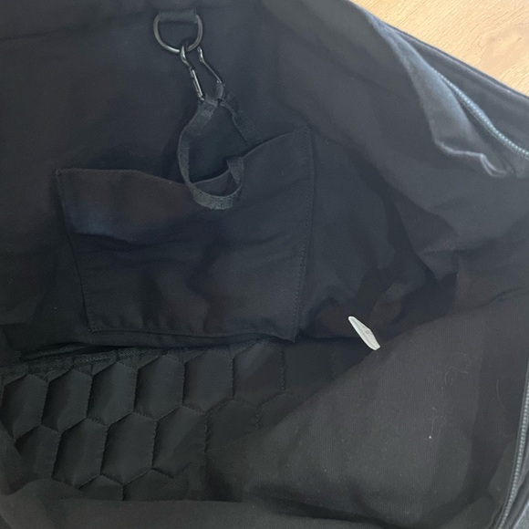 Wild One 🖤Cotton Everyday Dog Carrier - Picture 11 of 11